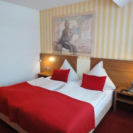 Hotel Scheidberg Wallerfangen Kültér fotó