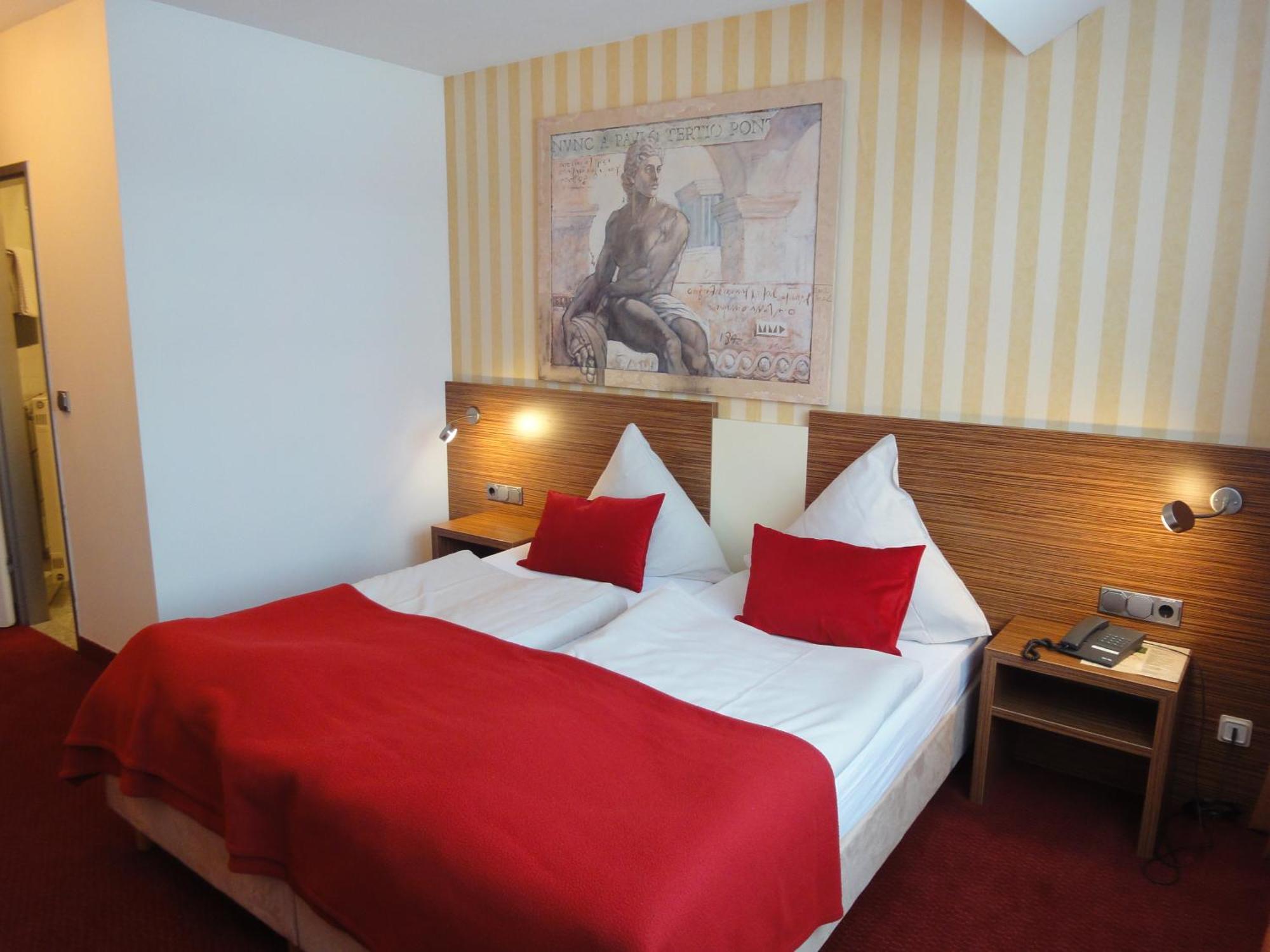 Hotel Scheidberg Wallerfangen Kültér fotó